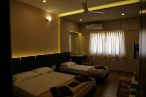 Гостиница Hotel Navtara  Белгаум